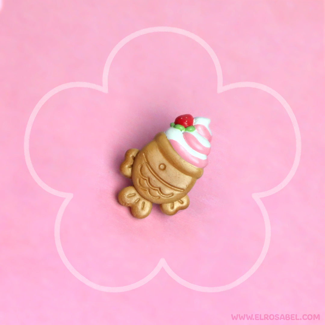 Taiyaki - Handmade Resin Pin